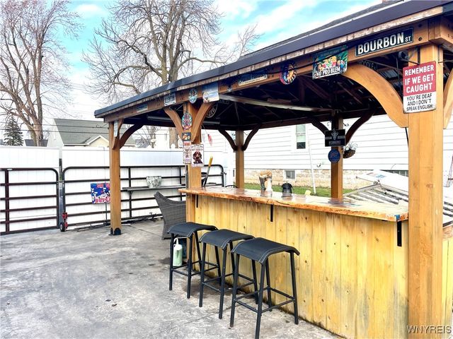 29 Garvey Avenue, Buffalo, NY 14220