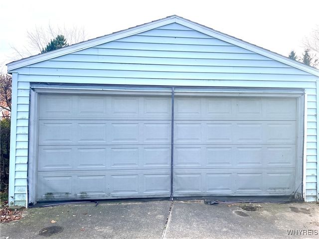 29 Garvey Avenue, Buffalo, NY 14220