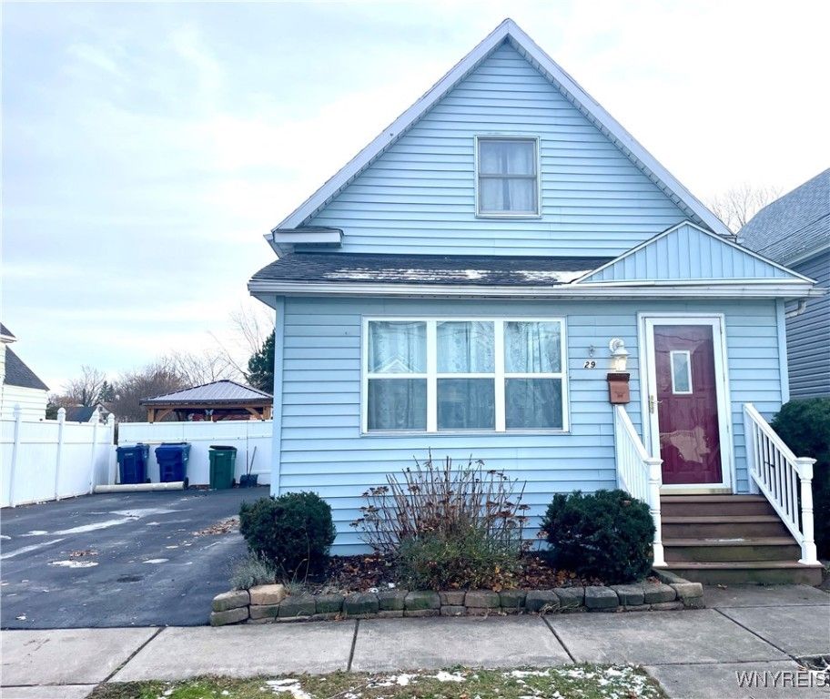 29 Garvey Avenue, Buffalo, NY 14220
