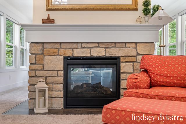4238 Oak Timbers Drive NE, Grand Rapids, MI 49525