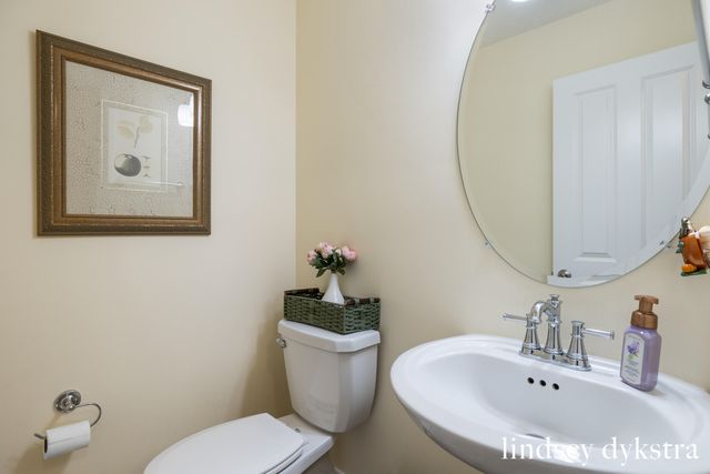4238 Oak Timbers Drive NE, Grand Rapids, MI 49525