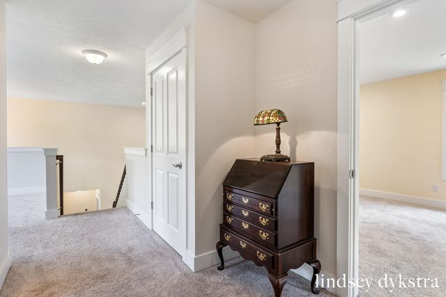 4238 Oak Timbers Drive NE, Grand Rapids, MI 49525