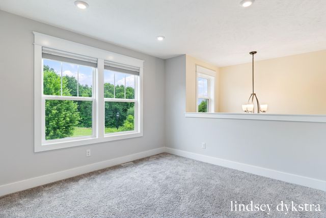 4238 Oak Timbers Drive NE, Grand Rapids, MI 49525