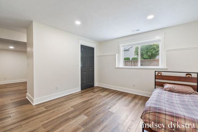 4238 Oak Timbers Drive NE, Grand Rapids, MI 49525