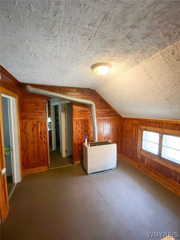 81 Kingston Place, Buffalo, NY 14210