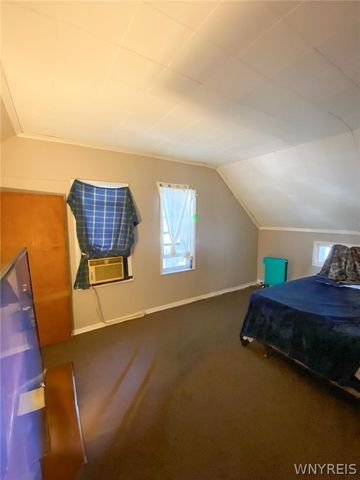 81 Kingston Place, Buffalo, NY 14210