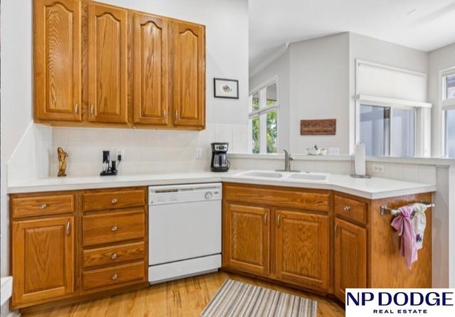 17278 Pine Street, Omaha, NE 68130