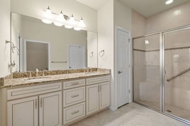 4454 Beauty Leaf Circle, Vero Beach, FL 32967