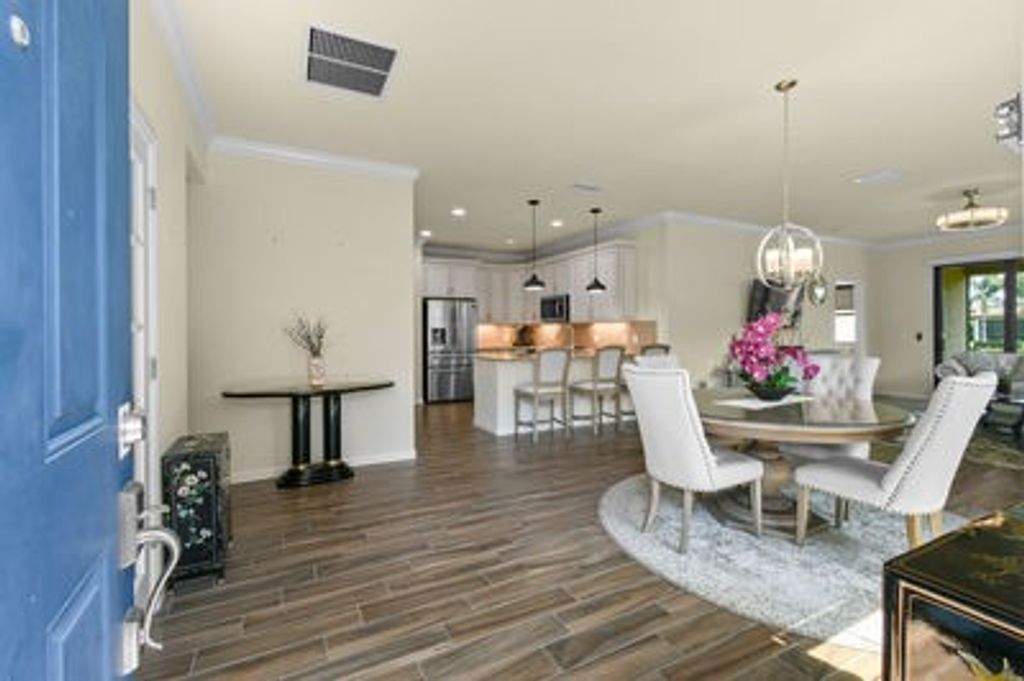 4454 Beauty Leaf Circle, Vero Beach, FL 32967