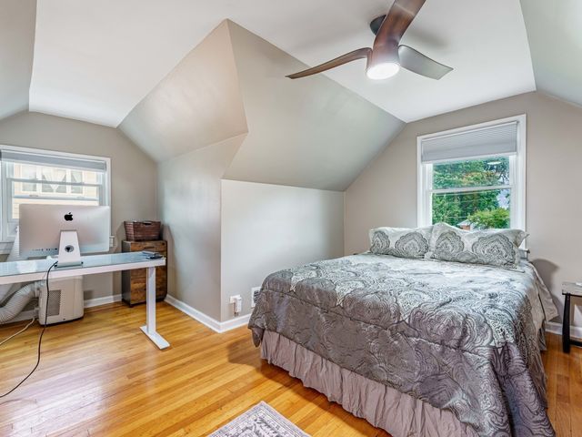 301 W Lonnquist Boulevard, Mount Prospect, IL 60056