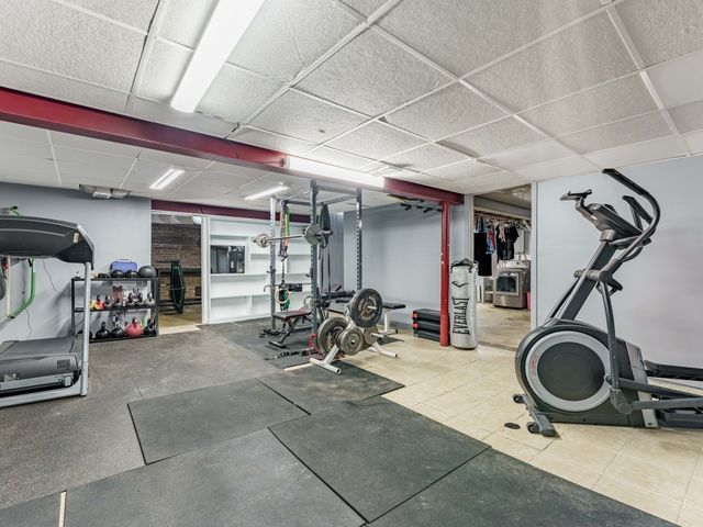301 W Lonnquist Boulevard, Mount Prospect, IL 60056
