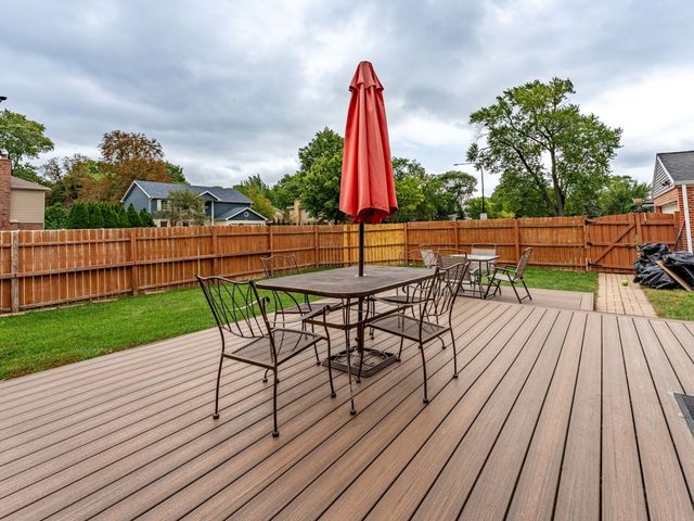 301 W Lonnquist Boulevard, Mount Prospect, IL 60056