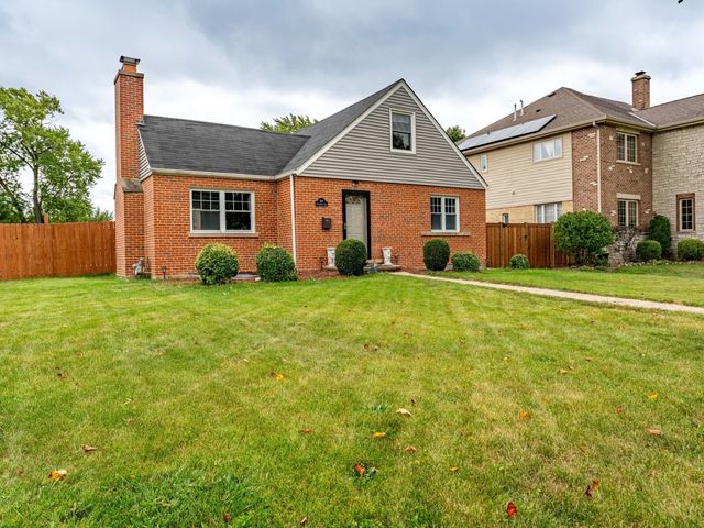 301 W Lonnquist Boulevard, Mount Prospect, IL 60056