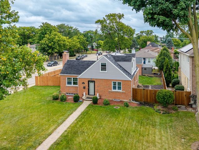 301 W Lonnquist Boulevard, Mount Prospect, IL 60056