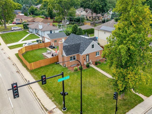 301 W Lonnquist Boulevard, Mount Prospect, IL 60056