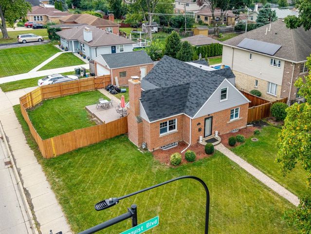 301 W Lonnquist Boulevard, Mount Prospect, IL 60056