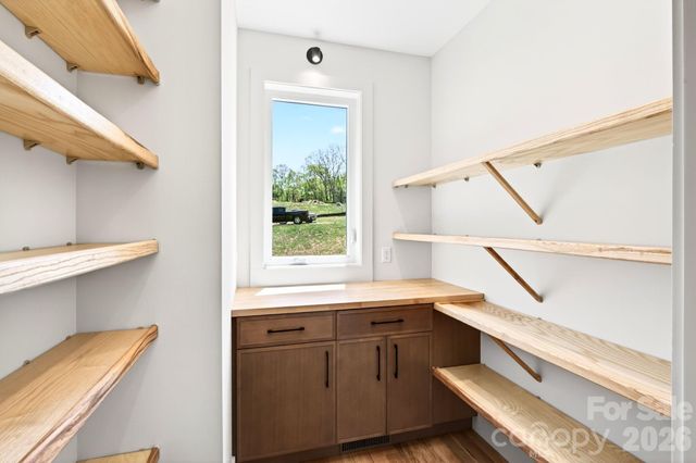 63 Orrinel Way, Asheville, NC 28806