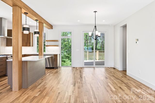 63 Orrinel Way, Asheville, NC 28806