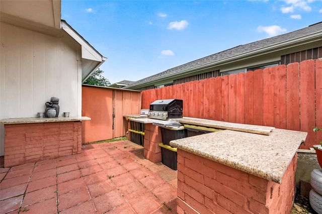 6743 Windy River Lane, Katy, TX 77449