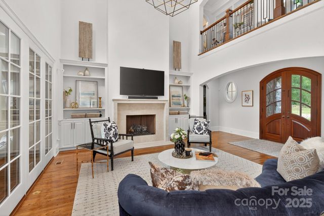 8021 Skye Lochs Drive, Waxhaw, NC 28173