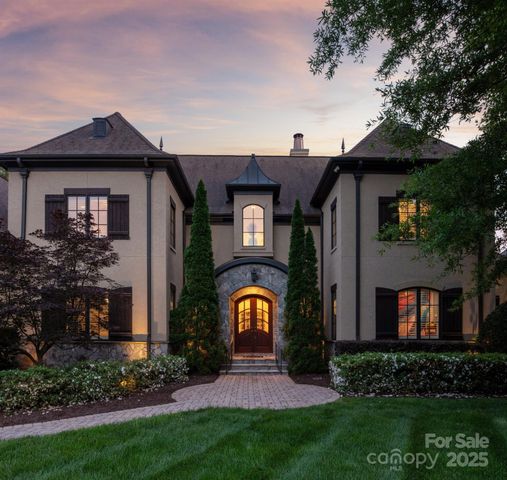 8021 Skye Lochs Drive, Waxhaw, NC 28173