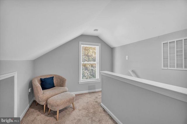 315 N FORKLANDING RD, Maple Shade, NJ 08052