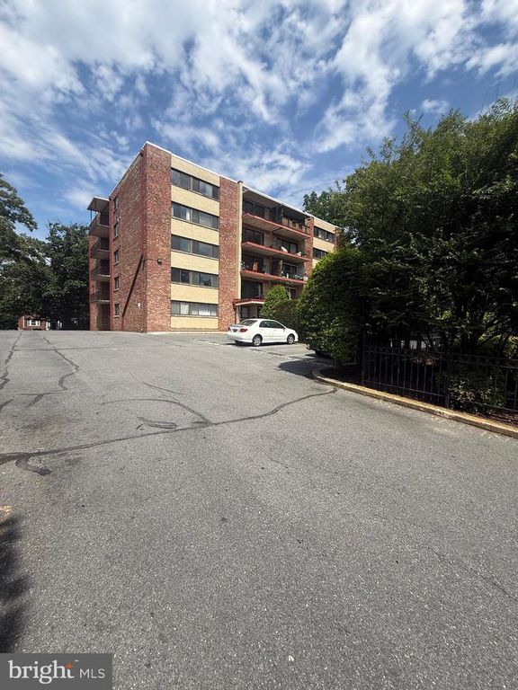 Image 1 of property listing at 8308 FLOWER AVE #401, Takoma Park, MD 20912