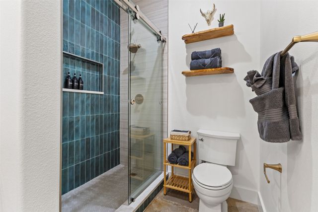 1832 S Park Avenue, Denison, TX 75020