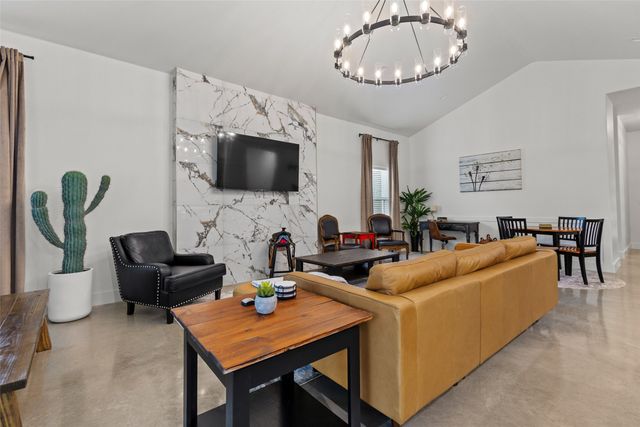 1832 S Park Avenue, Denison, TX 75020