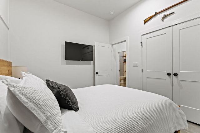 1832 S Park Avenue, Denison, TX 75020