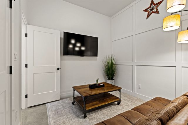 1832 S Park Avenue, Denison, TX 75020