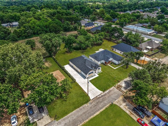 1832 S Park Avenue, Denison, TX 75020