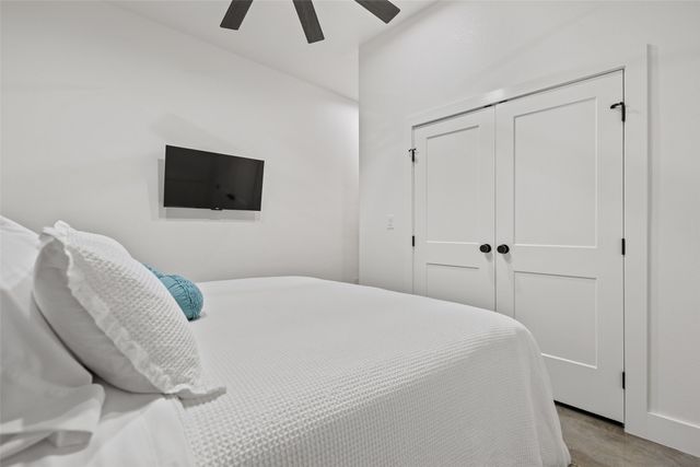 1832 S Park Avenue, Denison, TX 75020