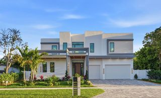 274 NE 3rd Court, Boca Raton, FL 33432