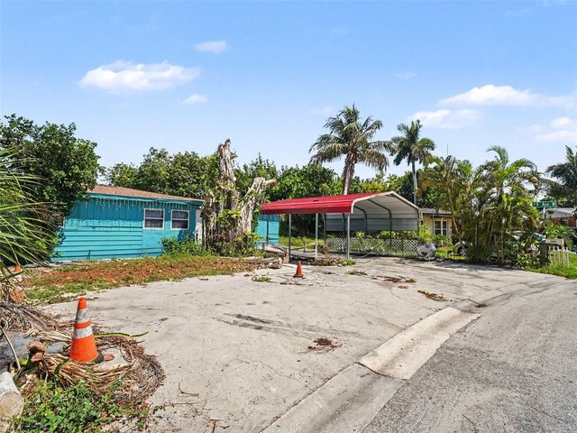 2839 19TH STREET W, Bradenton, FL 34205