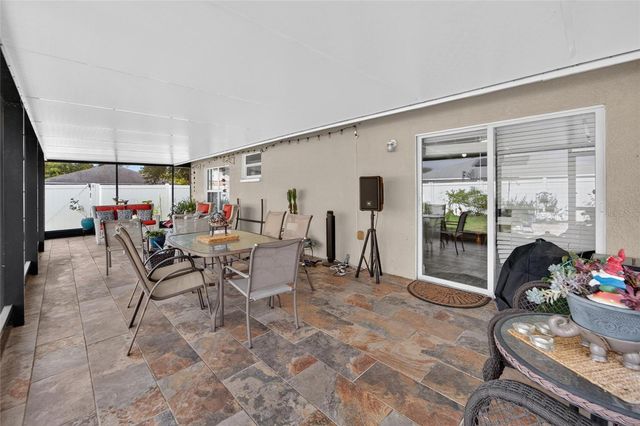15428 FLORIDA BREEZE LOOP, Wimauma, FL 33598