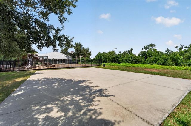 15428 FLORIDA BREEZE LOOP, Wimauma, FL 33598