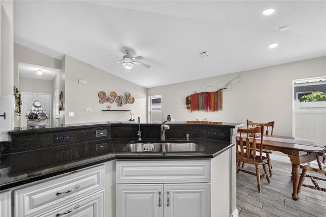 15428 FLORIDA BREEZE LOOP, Wimauma, FL 33598
