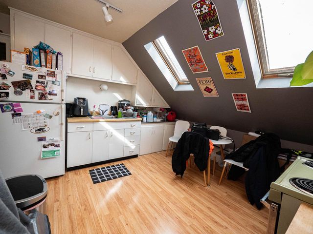 2019 E Saint Francis AVENUE, Saint Francis, WI 53235