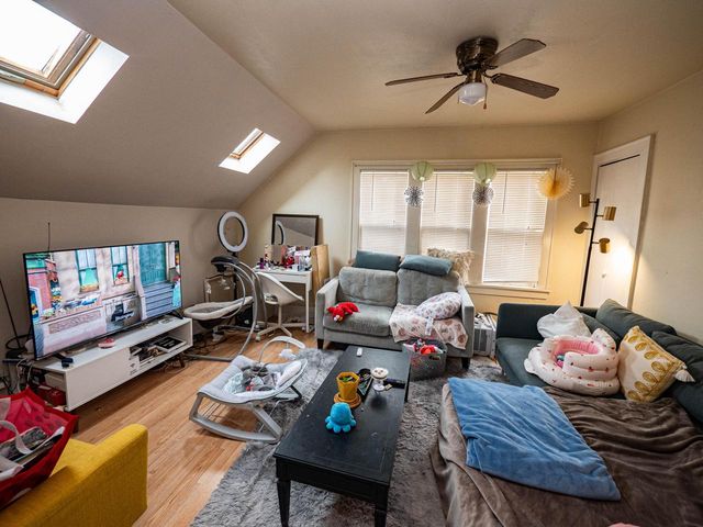 2019 E Saint Francis AVENUE, Saint Francis, WI 53235