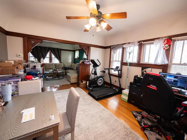 2019 E Saint Francis AVENUE, Saint Francis, WI 53235