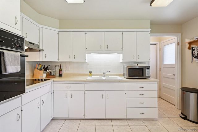 8250 Chase Way, Arvada, CO 80003