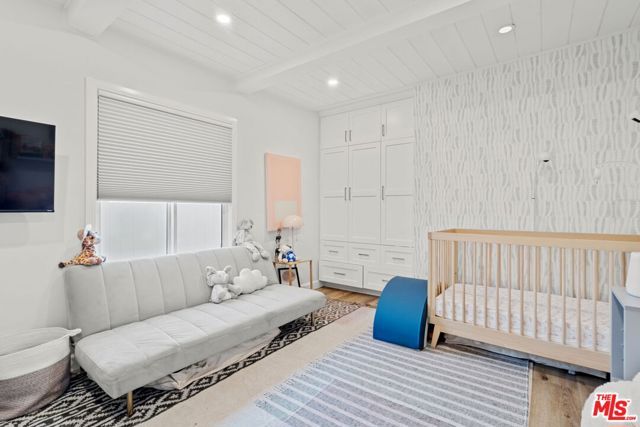 11038 Blix Street, North Hollywood (los Angeles), CA 91602