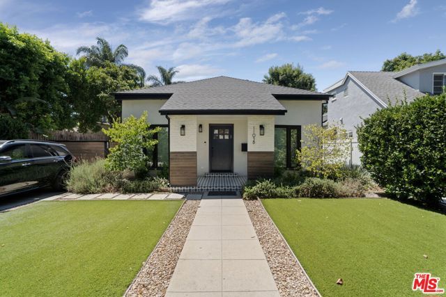 11038 Blix Street, North Hollywood (los Angeles), CA 91602