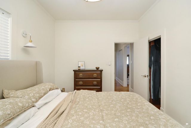 206 S 5th Street, Manhattan, KS 66502