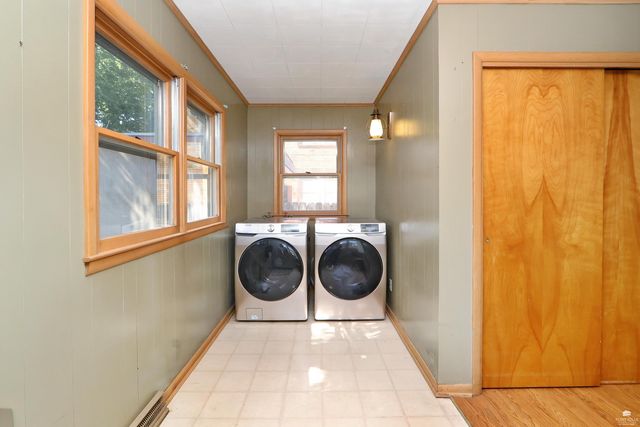 206 S 5th Street, Manhattan, KS 66502