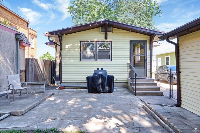 206 S 5th Street, Manhattan, KS 66502