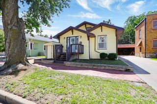 206 S 5th Street, Manhattan, KS 66502