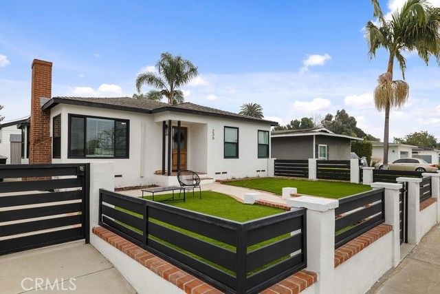 236 Camellia Lane, Costa Mesa, CA 92627