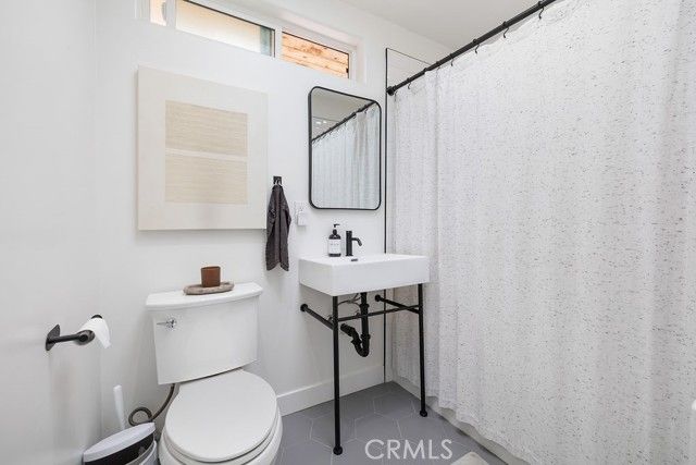 236 Camellia Lane, Costa Mesa, CA 92627